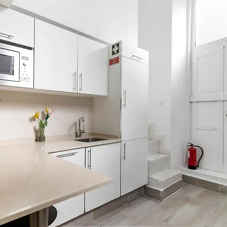 118 B - Liberty Avenue *